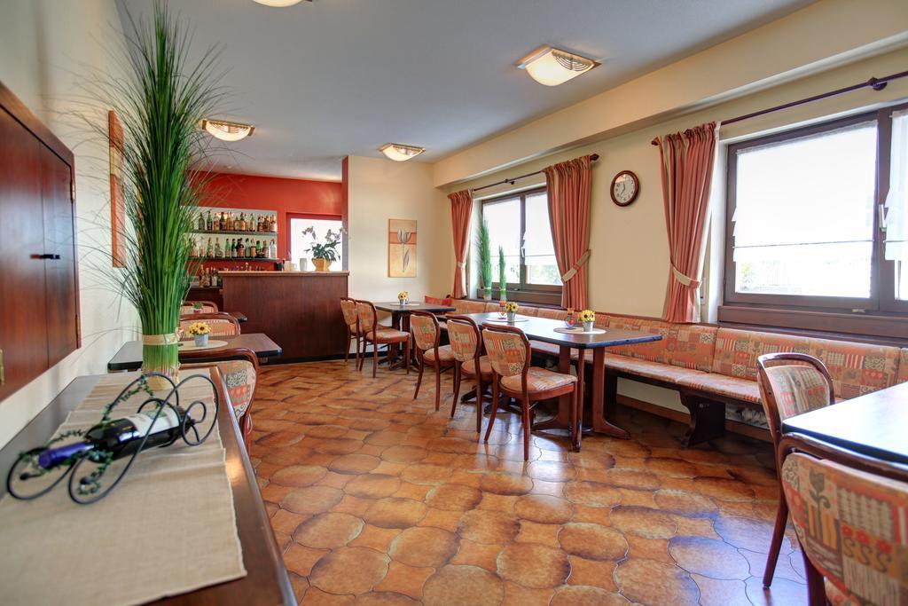 Hotel Ricci Rust Extérieur photo